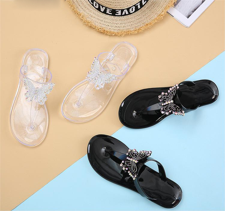Why are jelly shoes popular?